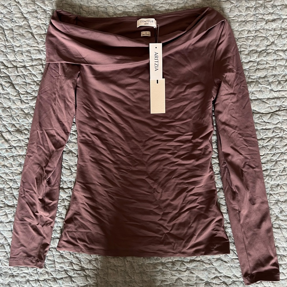 Aritzia Contour Off-the-Shoulder Long Sleeve Top in Mauve